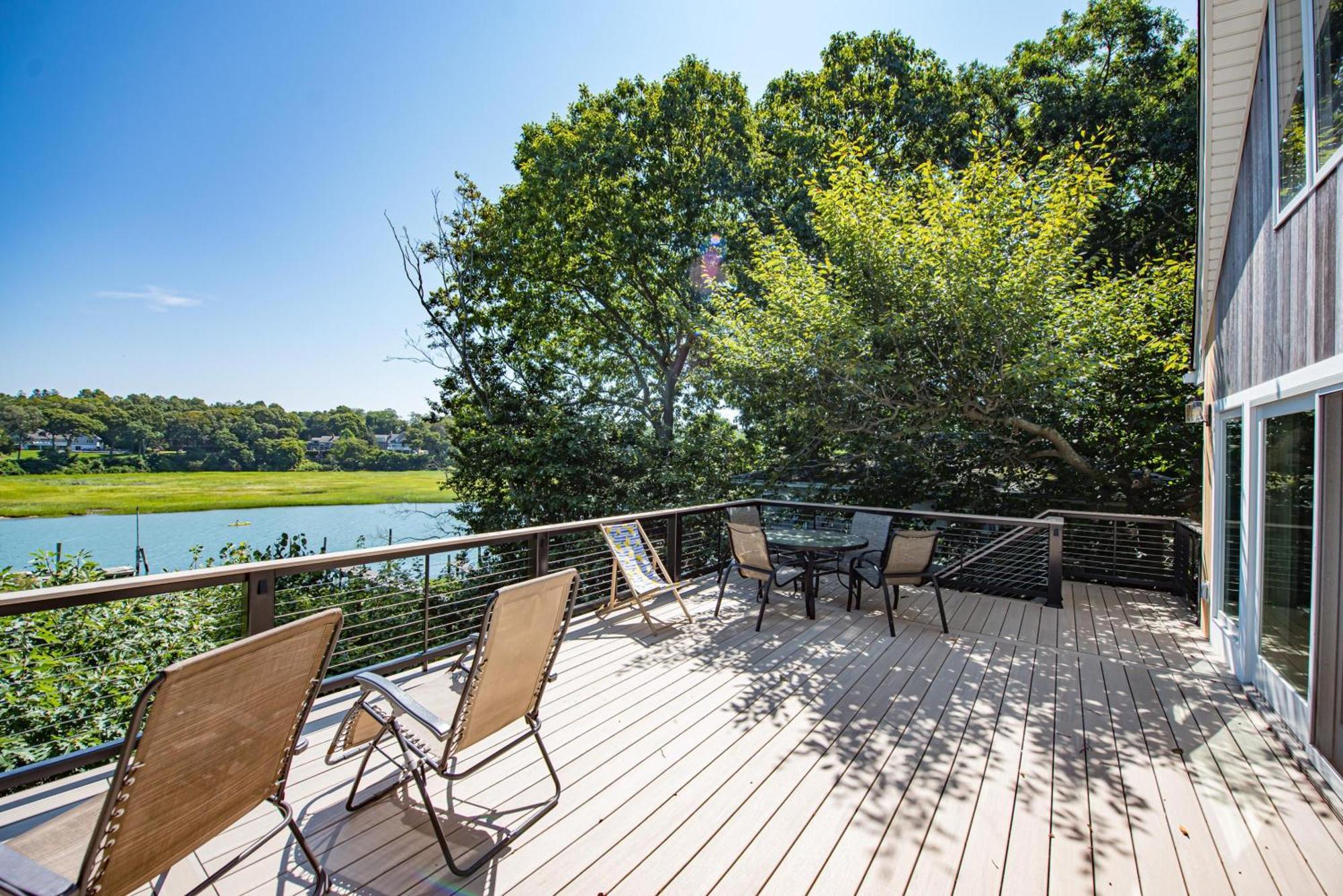 Nature'S Paradise: Private Dock & Water Views Mattituck Ngoại thất bức ảnh