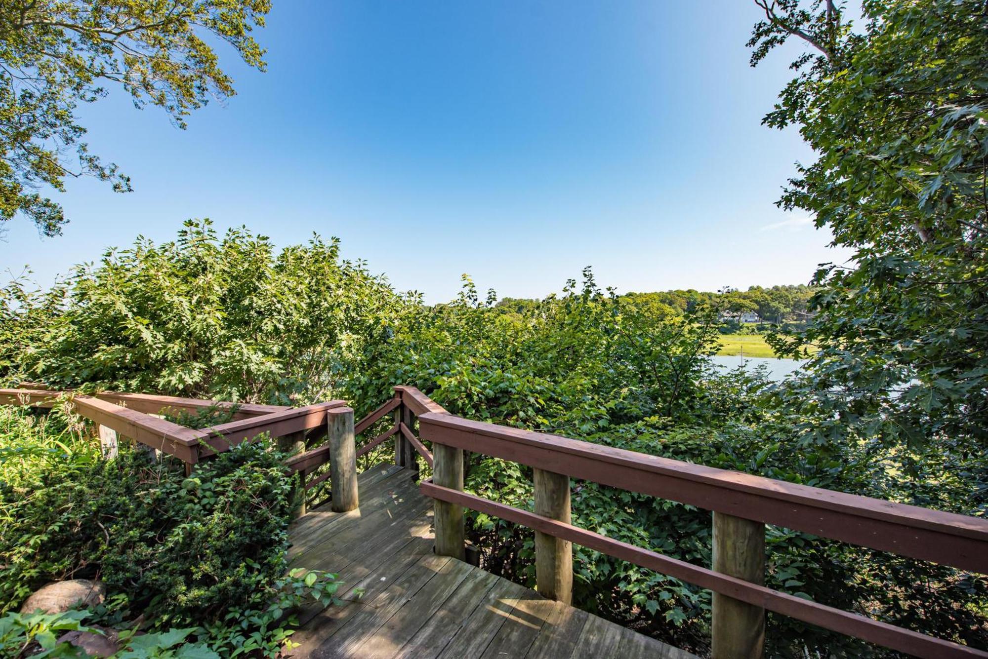 Nature'S Paradise: Private Dock & Water Views Mattituck Ngoại thất bức ảnh